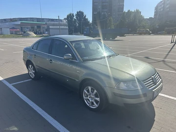 Авто Volkswagen Passat Sedan 2002 № 8069682