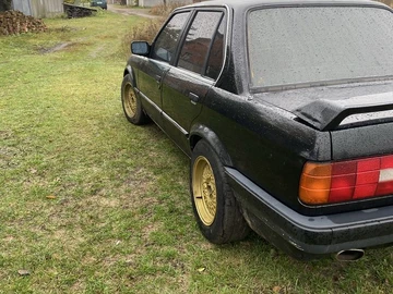 Авто BMW 3 Серия 1990 № 8069714