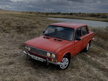 Авто ВАЗ 2103 1974 № 8069715