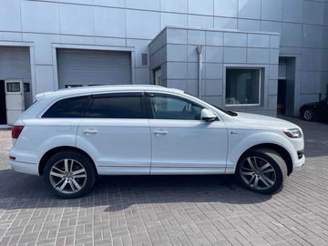 Авто Audi Q7 2015 № 8069794