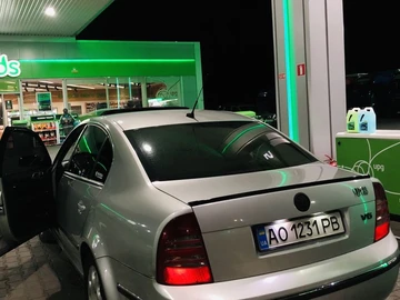 Авто Skoda Superb 2002 № 8069826
