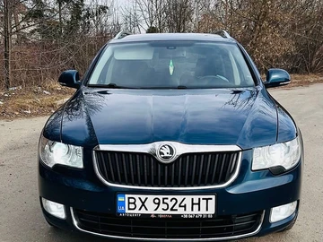 Авто Skoda Superb 2012 № 8069933