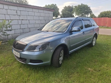 Авто Skoda Octavia 2009 № 8070009