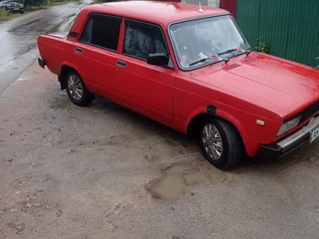 Авто ВАЗ 2105 1988 № 8070010