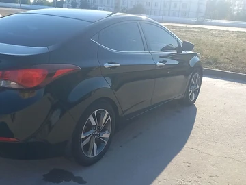 Авто Hyundai Elantra 2015 № 8070108
