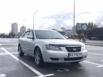 Авто Hyundai Sonata 2005 № 8070114