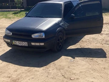 Авто Volkswagen Golf 1992 № 8070166