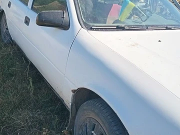 Авто Opel Vectra 1991 № 8070202