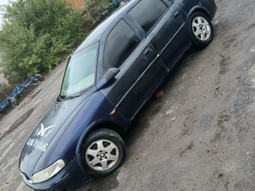Авто Opel Vectra 2001 № 8070352