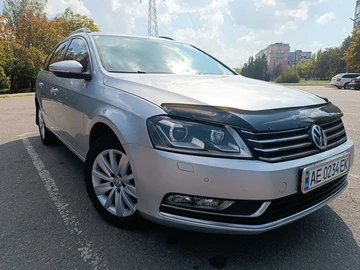 Авто Volkswagen Passat Variant 2011 № 8070359