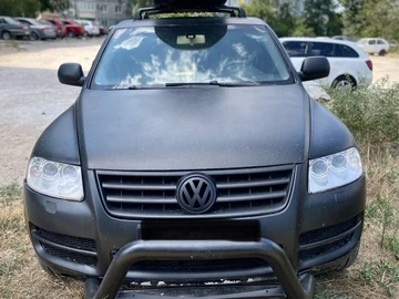 Авто Volkswagen Touareg 2004 № 8070412