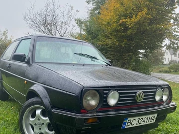 Авто Volkswagen Golf 1986 № 8070434