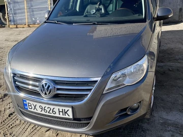 Авто Volkswagen Tiguan 2010 № 8070577
