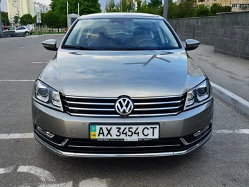 Авто Volkswagen Passat Sedan 2012 № 8070602