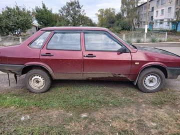 Авто ВАЗ 21099 1998 № 8070636