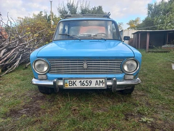 Авто ВАЗ 2101 1983 № 8070700