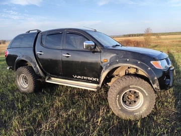 Авто Mitsubishi L 200 2006 № 8070716