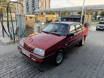 Авто ВАЗ 21099 1993 № 8070739