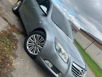 Авто Opel Insignia 2012 № 8071048