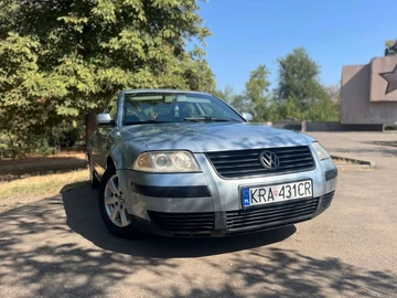 Авто Volkswagen Passat Sedan 2002 № 8071062