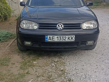 Авто Volkswagen Golf 2004 № 8071101