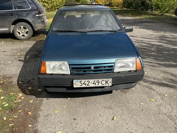 Авто ВАЗ 2109 1999 № 8071138