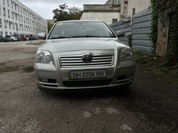 Авто Toyota Avensis 2004 № 8071312