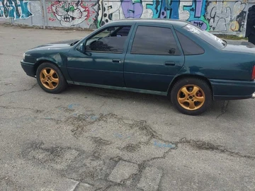 Авто Opel Vectra 1994 № 8071663