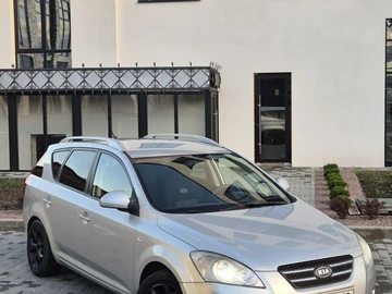 Авто KIA Cee X27 D 2009 № 8071670