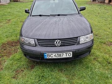 Авто Volkswagen Passat Variant 2000 № 8071687