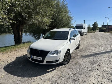 Авто Volkswagen Passat Variant 2006 № 8071688