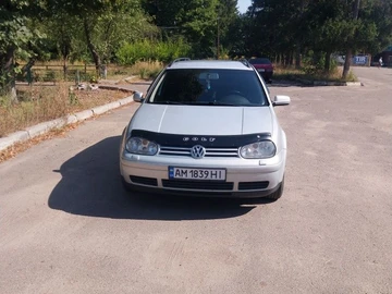 Авто Volkswagen Golf 1999 № 8071806