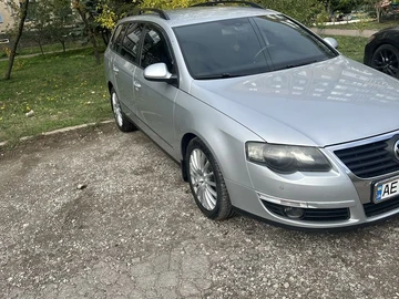 Авто Volkswagen Passat Variant 2008 № 8071812