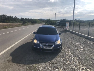 Авто Volkswagen Golf 2005 № 8071830
