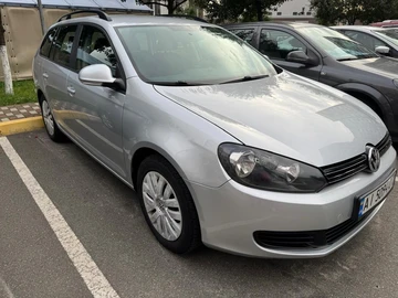 Авто Volkswagen Jetta 2014 № 8071943