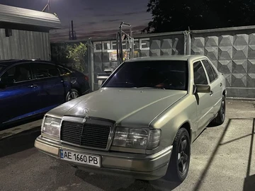 Авто Mercedes 230 1985 № 8071950