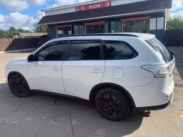 Авто Mitsubishi Outlander 2014 № 8072034
