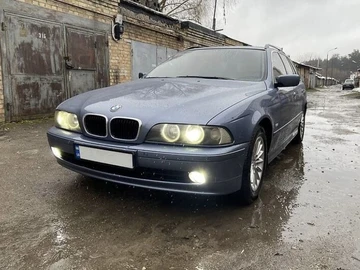 Авто BMW 5 Серия 2002 № 8072127