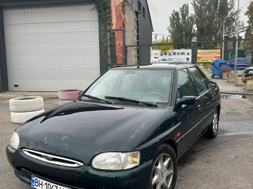 Авто Ford Escort 1996 № 8072132