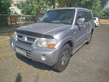 Авто Mitsubishi Pajero 2003 № 8072161