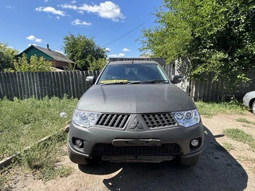 Авто Mitsubishi L 200 2012 № 8072168