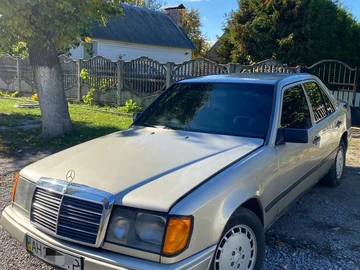 Авто Mercedes 250 1986 № 8072172