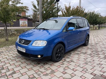 Авто Volkswagen Touran 2004 № 8072173