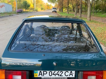 Авто ЗАЗ Таврия 2004 № 8072409