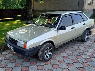 Авто ВАЗ 21099 2003 № 8072422