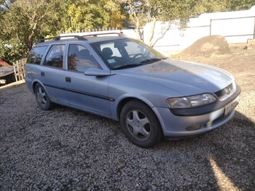 Авто Opel Vectra 1998 № 8072450