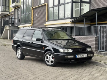 Авто Volkswagen Passat Variant 1996 № 8072541