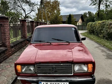 Авто ВАЗ 2107 1988 № 8072822
