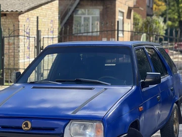 Авто Skoda Forman 1994 № 8072849
