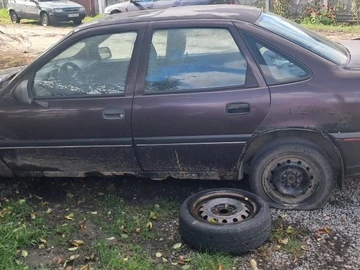 Авто Opel Vectra 1992 № 8072973